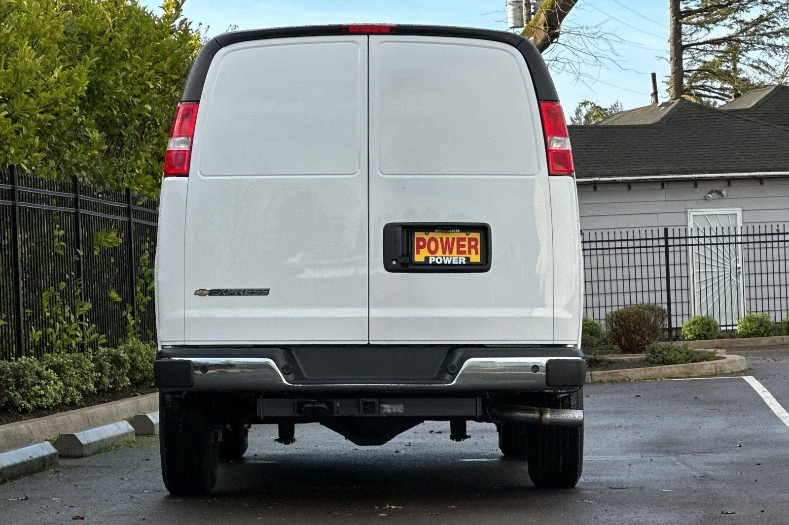 2025 Chevrolet Express Cargo Work Van - Photo 6