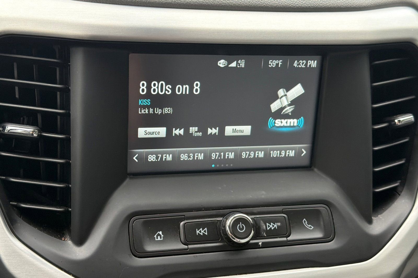 2019 GMC Acadia SLE