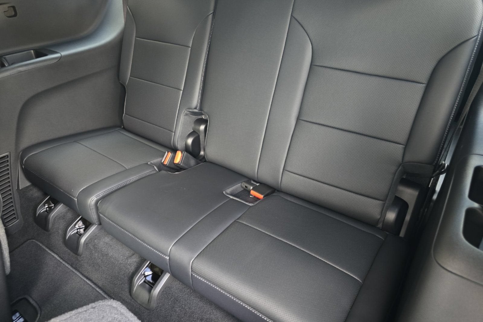 2026 Chevrolet Traverse LT - Photo 12