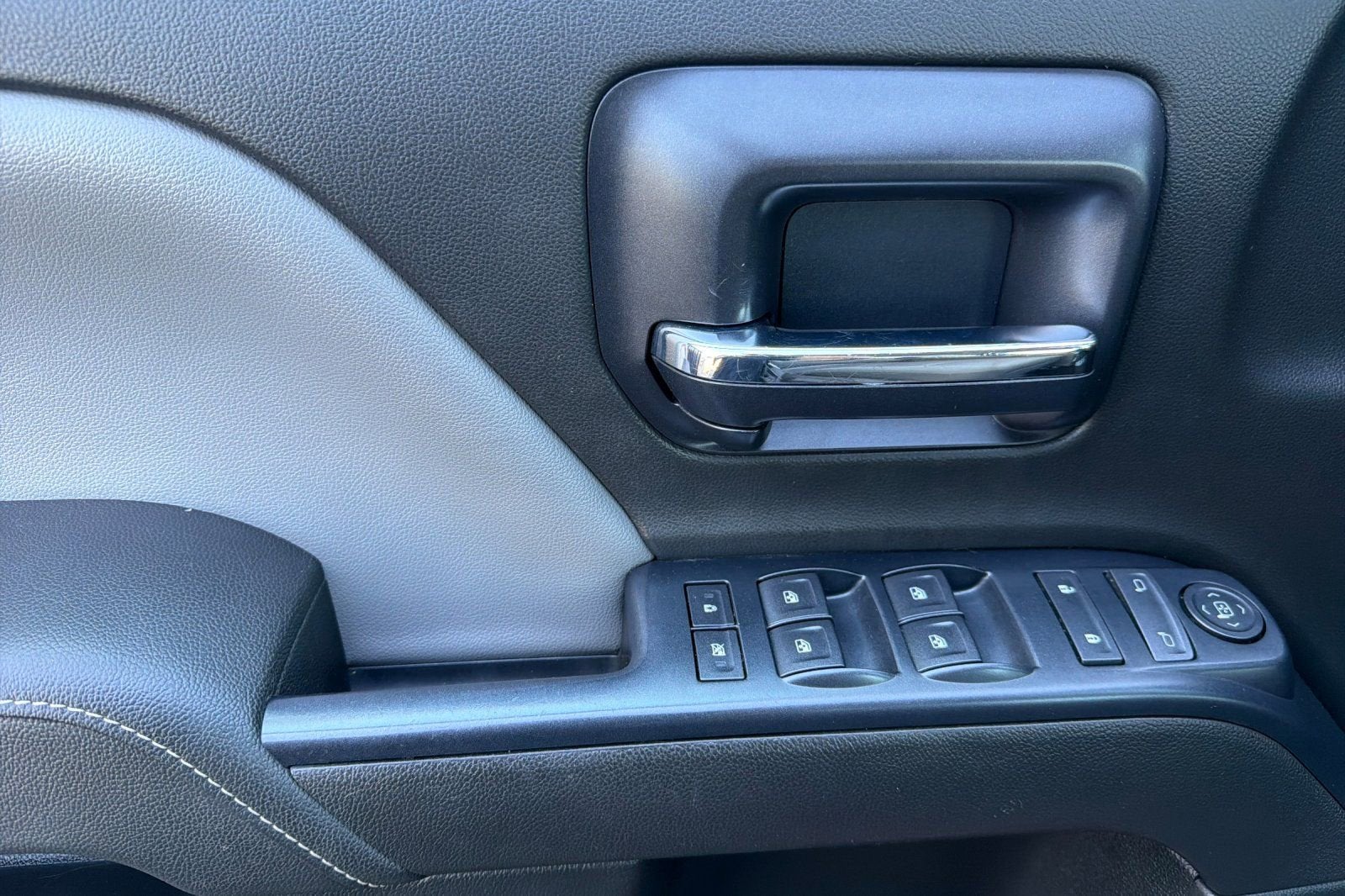 2014 GMC Sierra 1500 DBL CAB 4WD 143.5