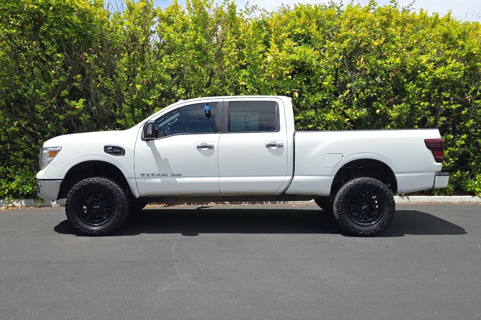 2018 Nissan Titan XD SV