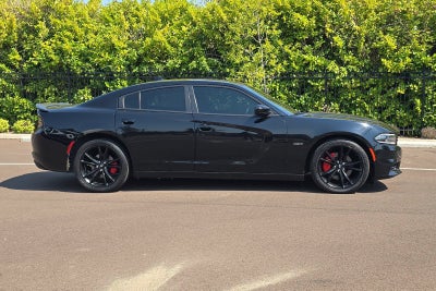 2017 Dodge Charger R/T