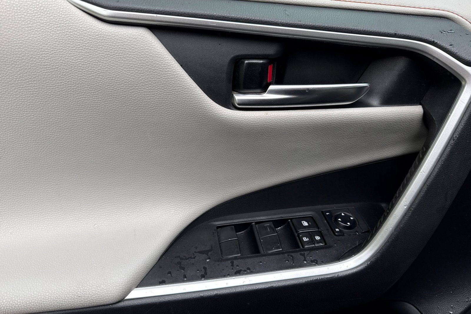 2019 Toyota RAV4 Adventure
