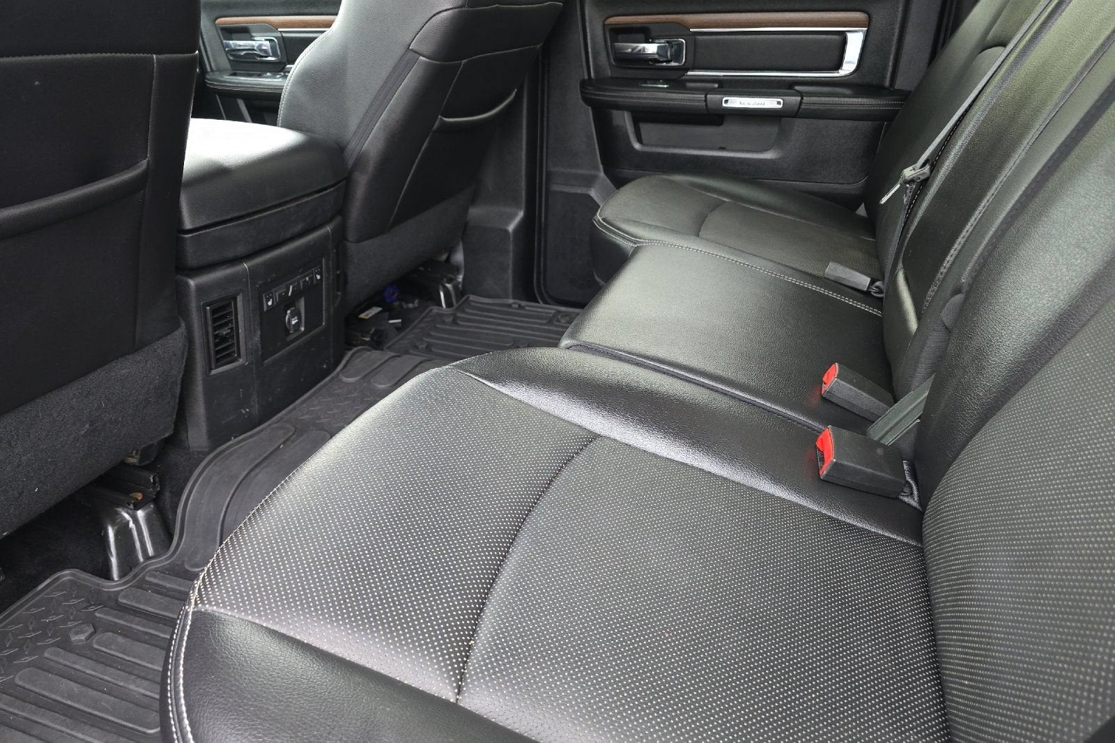2016 RAM 3500 Laramie