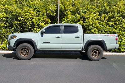 2022 Toyota Tacoma 4WD SR