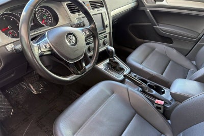 2015 Volkswagen Golf SportWagen TDI S