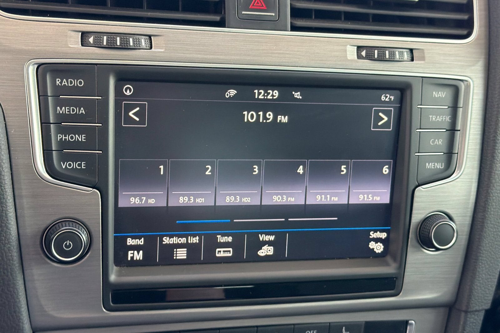 2015 Volkswagen Golf SportWagen TDI S