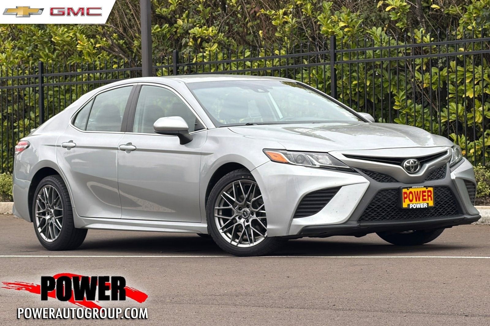 2020 Toyota Camry 2.5 Auto SE's photo