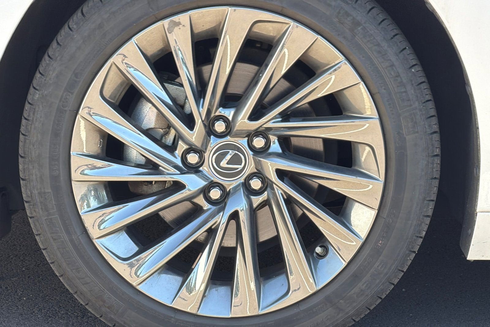 2024 Lexus ES ES 300h Luxury