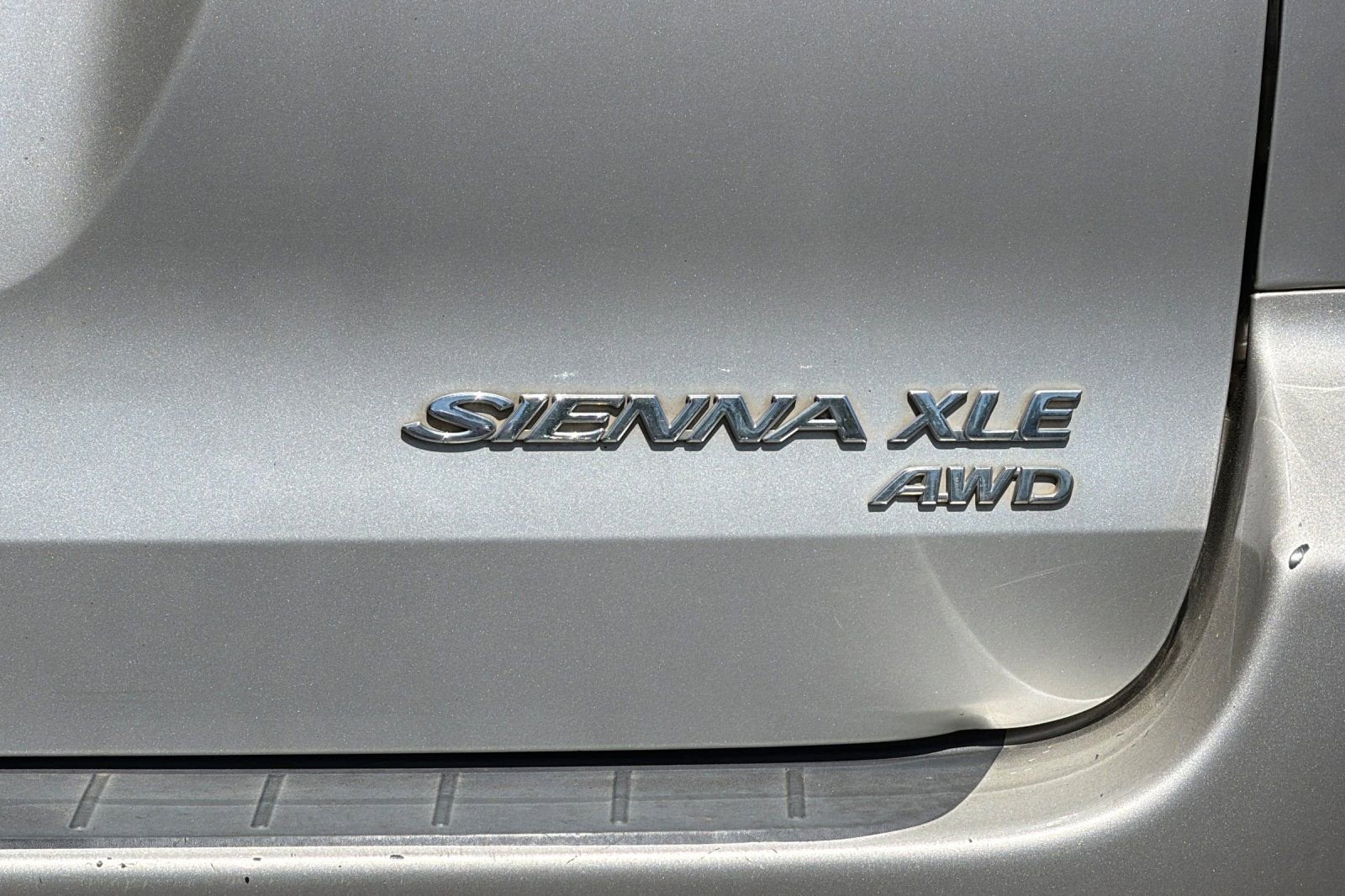 2004 Toyota Sienna XLE