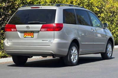 2004 Toyota Sienna XLE