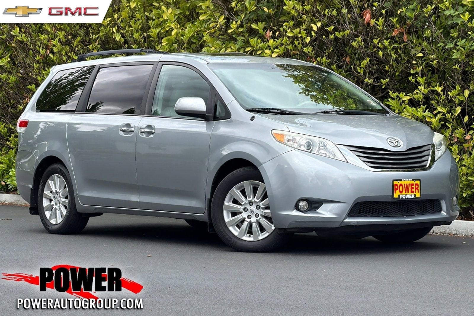 2013 Toyota Sienna XLE