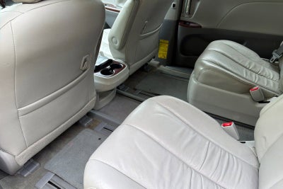 2013 Toyota Sienna XLE