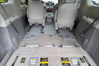 2013 Toyota Sienna XLE