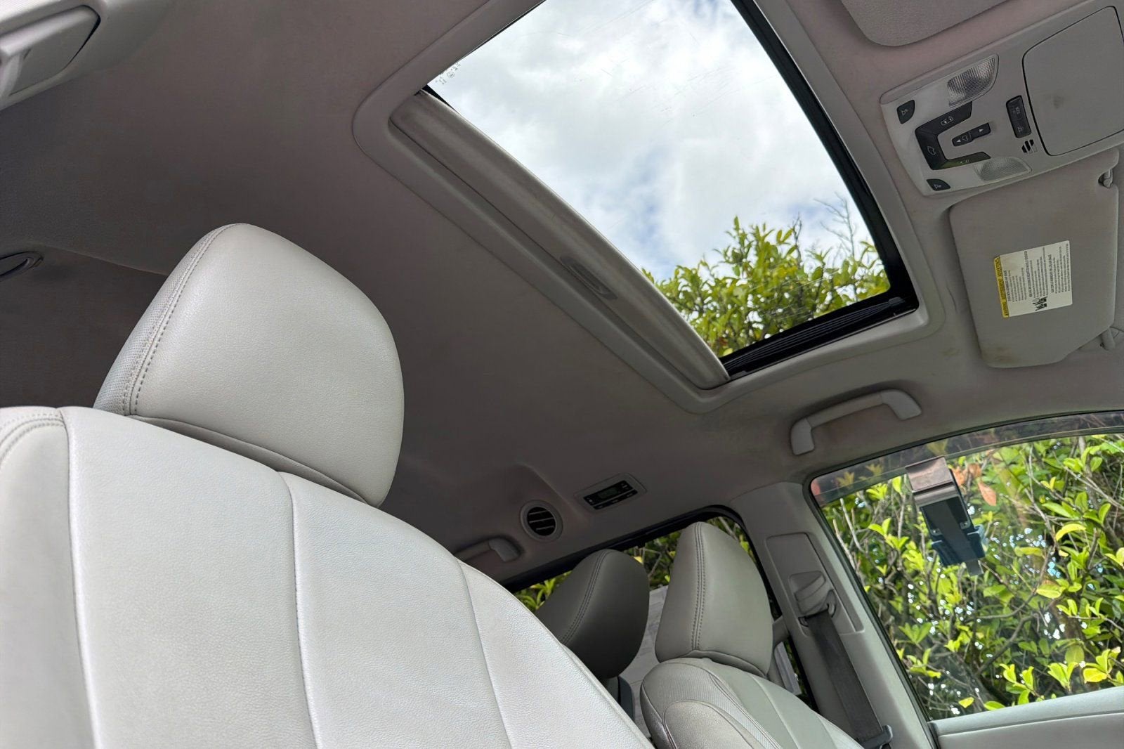2013 Toyota Sienna XLE