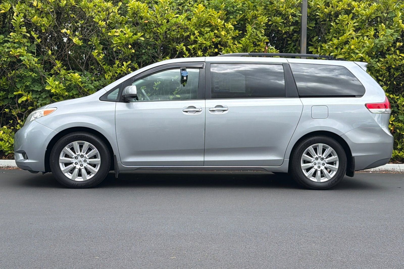 2013 Toyota Sienna XLE