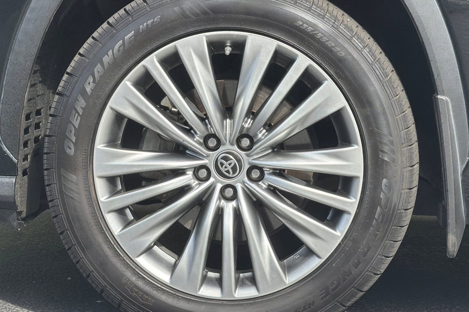 2021 Toyota Highlander Hybrid Platinum