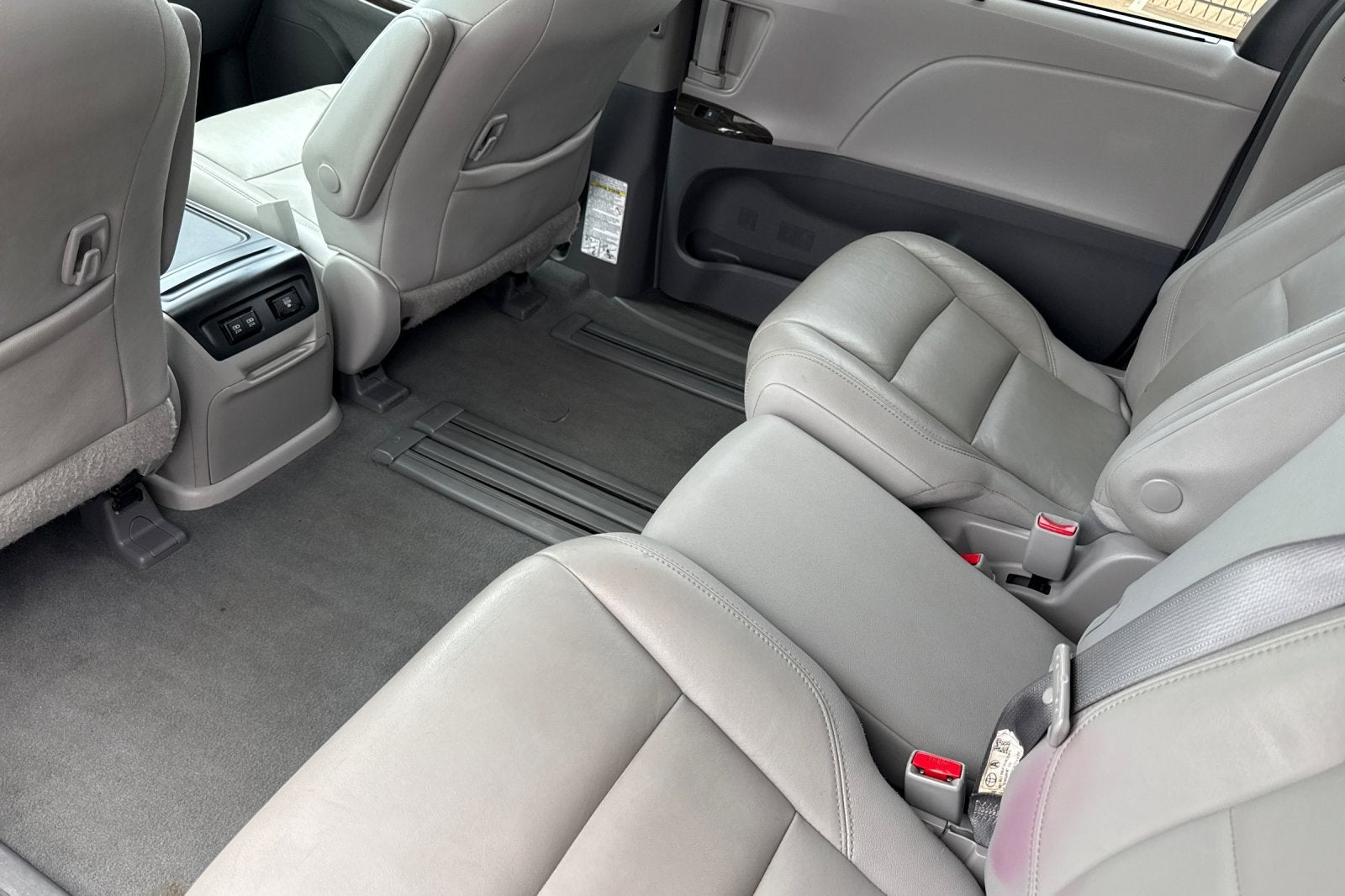 2019 Toyota Sienna XLE Auto Access Seat