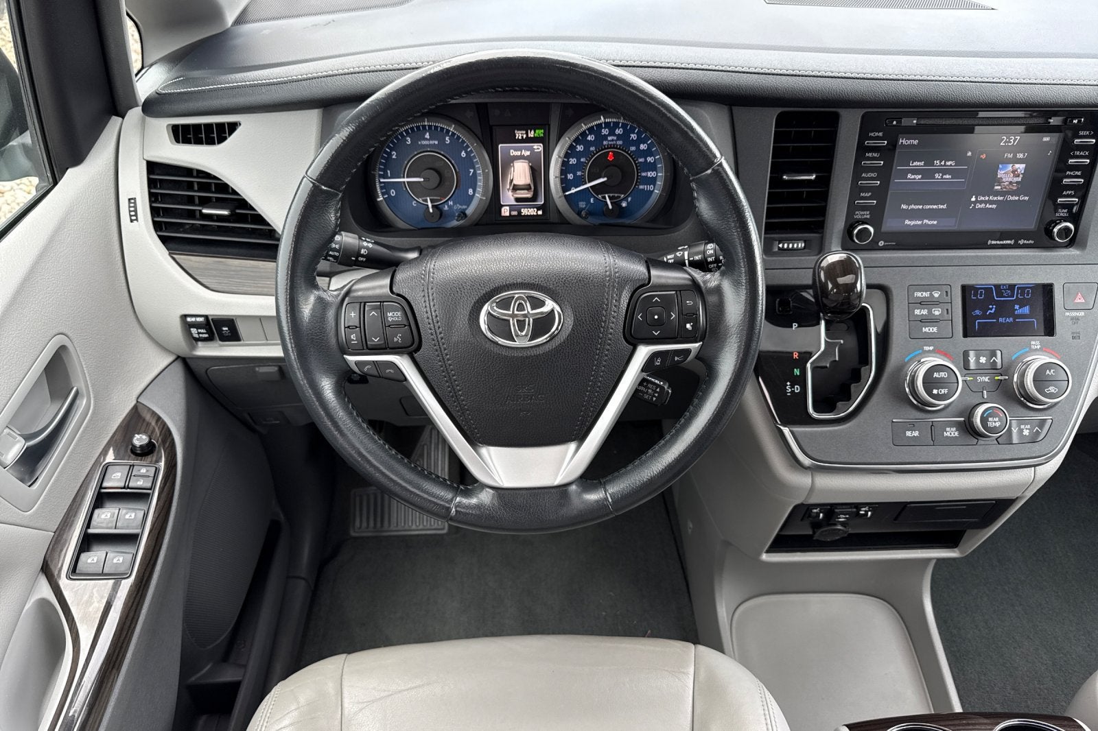 2019 Toyota Sienna XLE Auto Access Seat