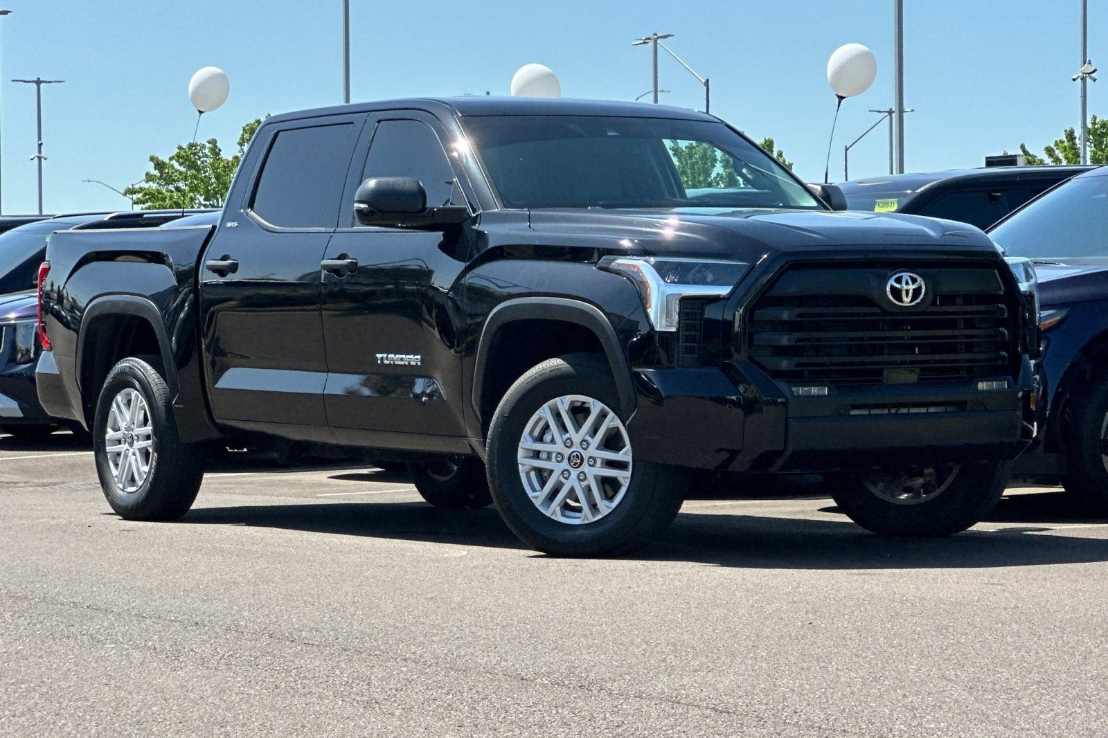 2024 Toyota Tundra 4WD SR5