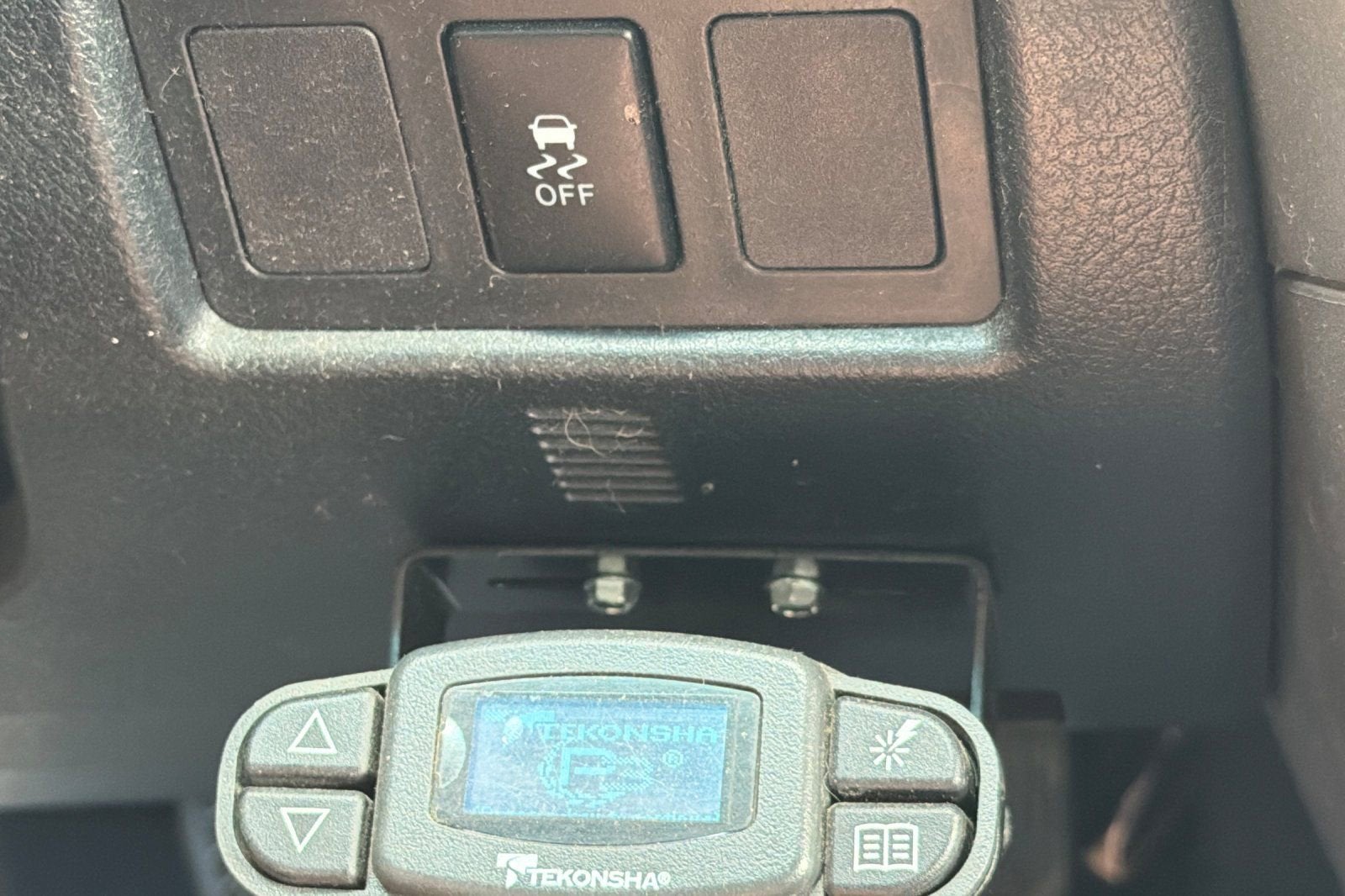 2011 Toyota Tundra 4WD Truck DBL 4WD V8 4.6