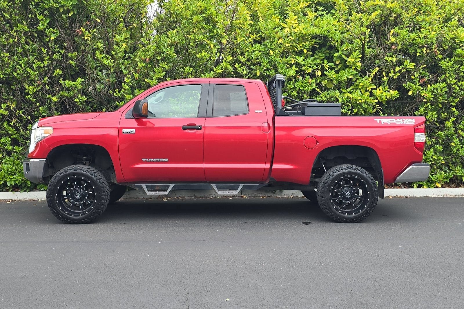 2017 Toyota Tundra 4WD SR