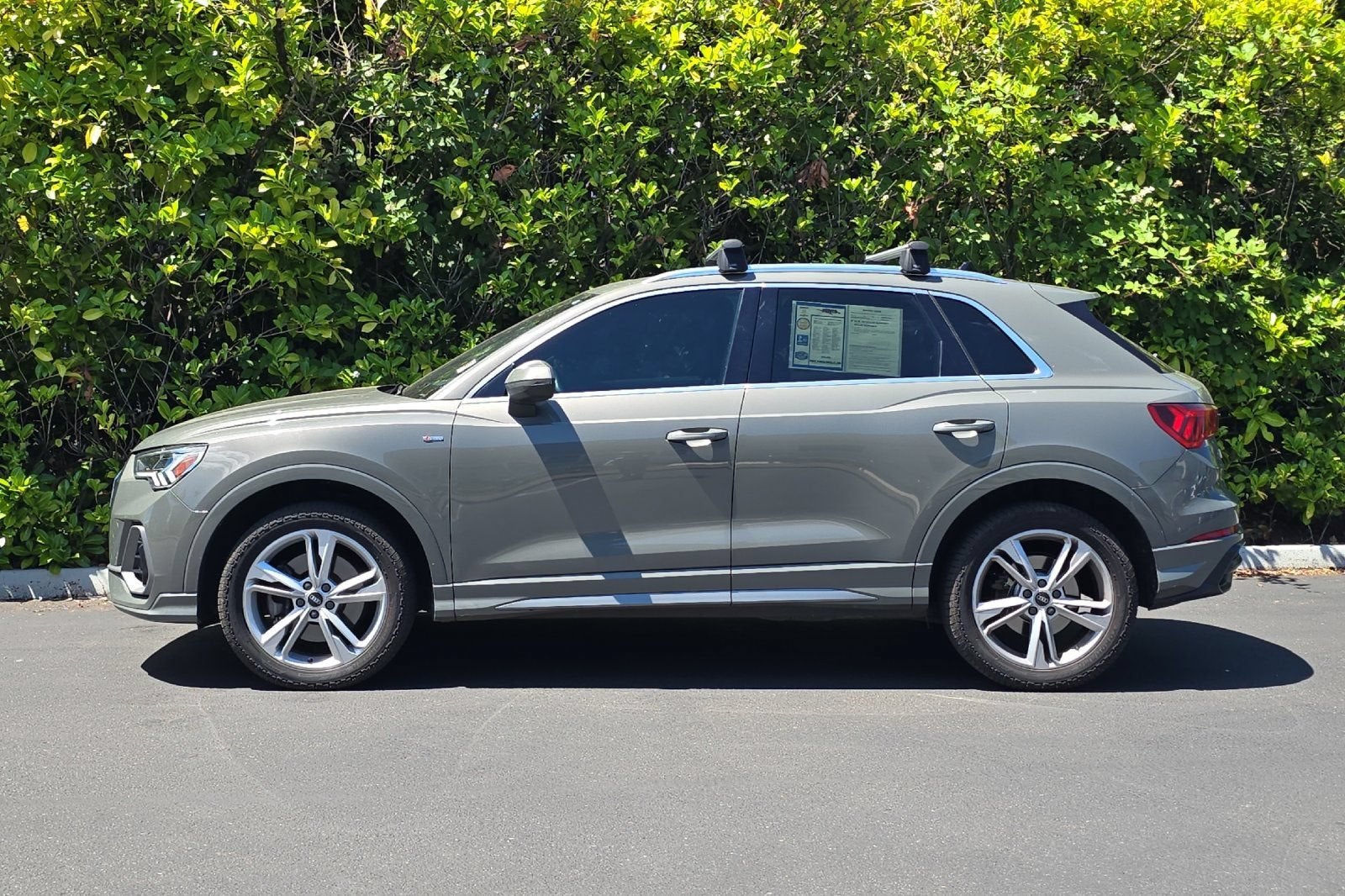 2021 Audi Q3 S line Premium Plus