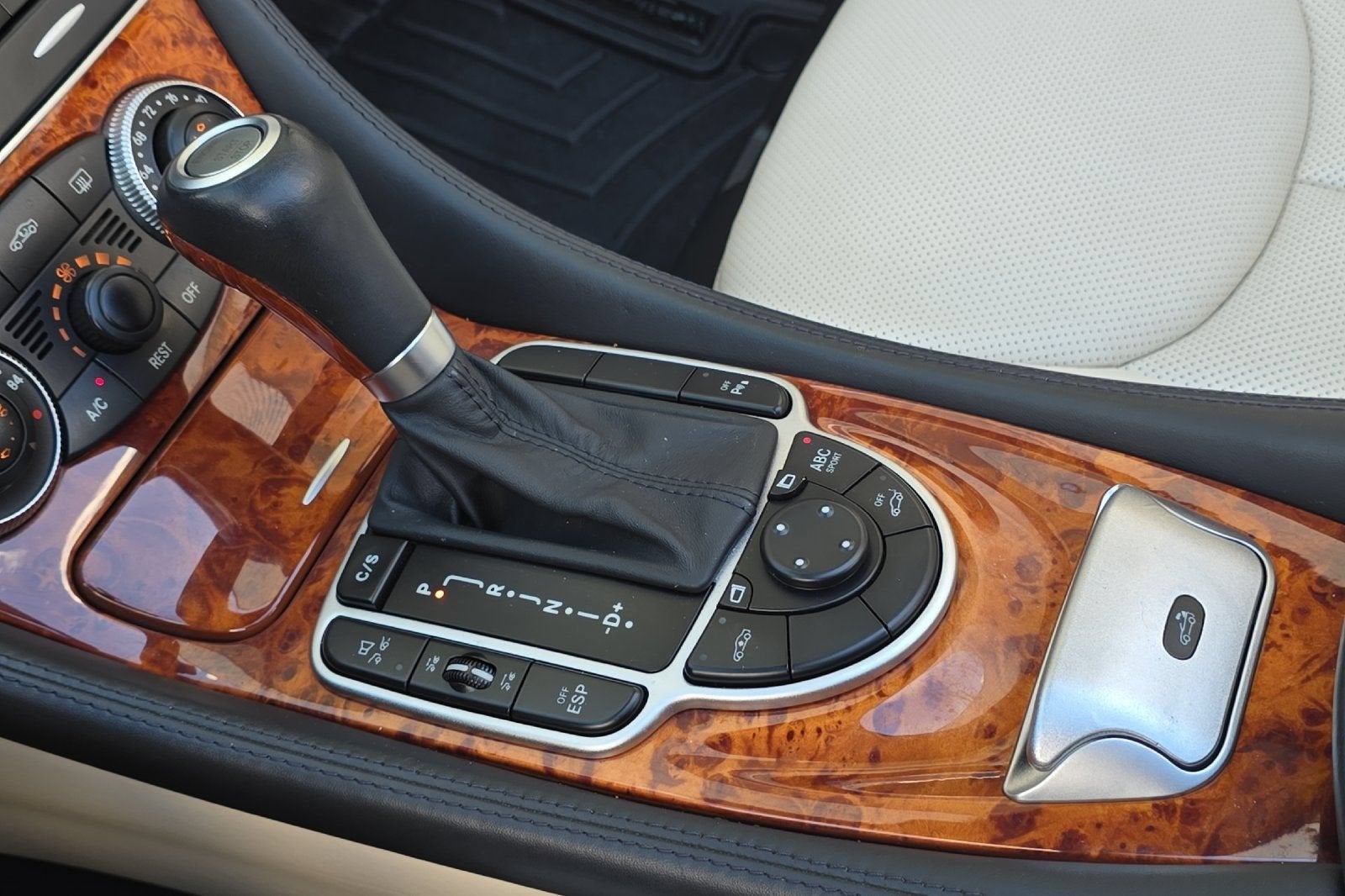 2007 Mercedes-Benz SL-Class 5.5L V8