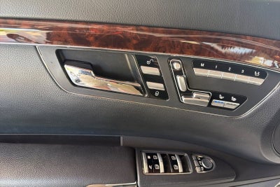 2010 Mercedes-Benz S-Class S 550