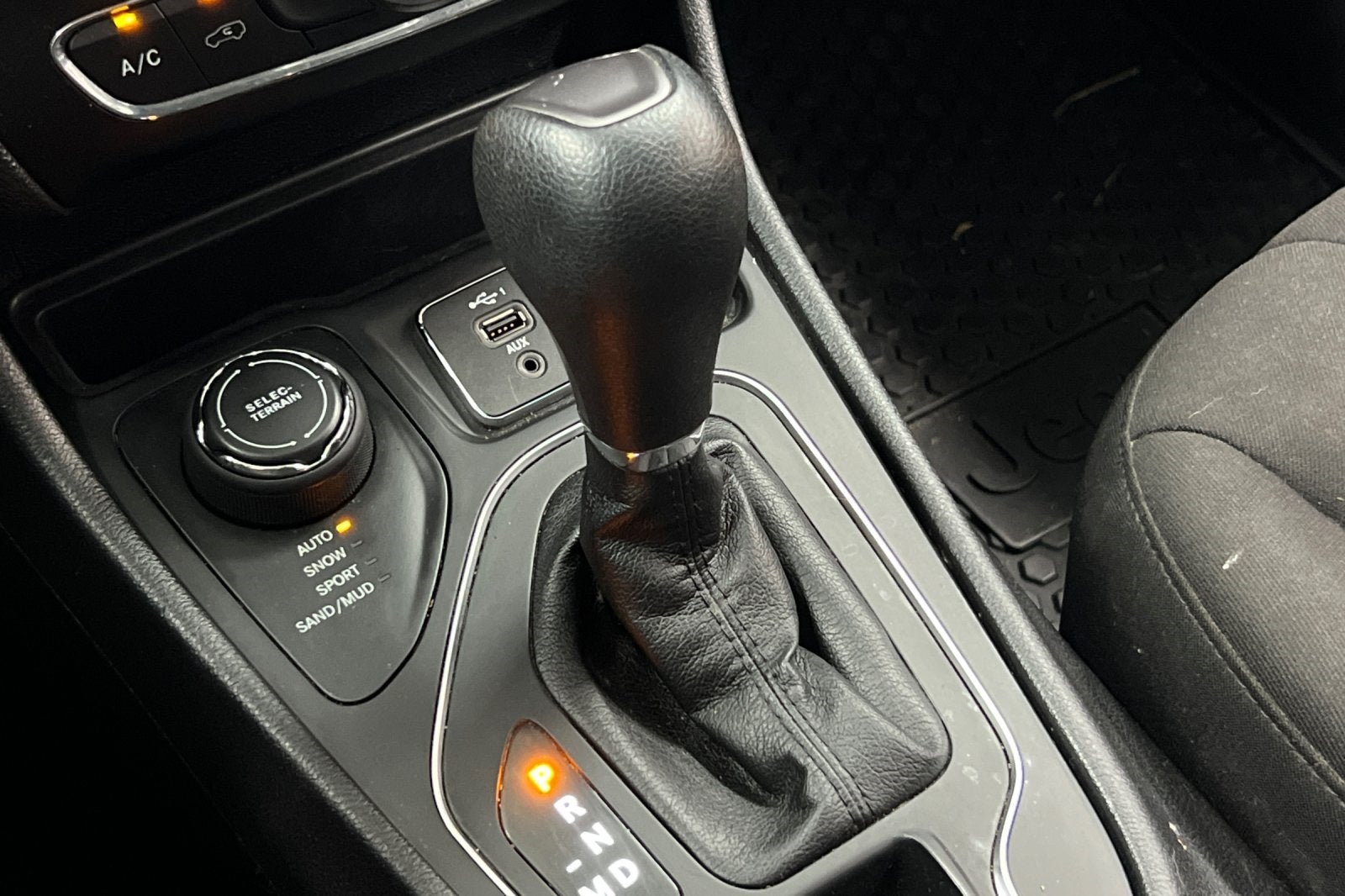 2020 Jeep Cherokee Latitude