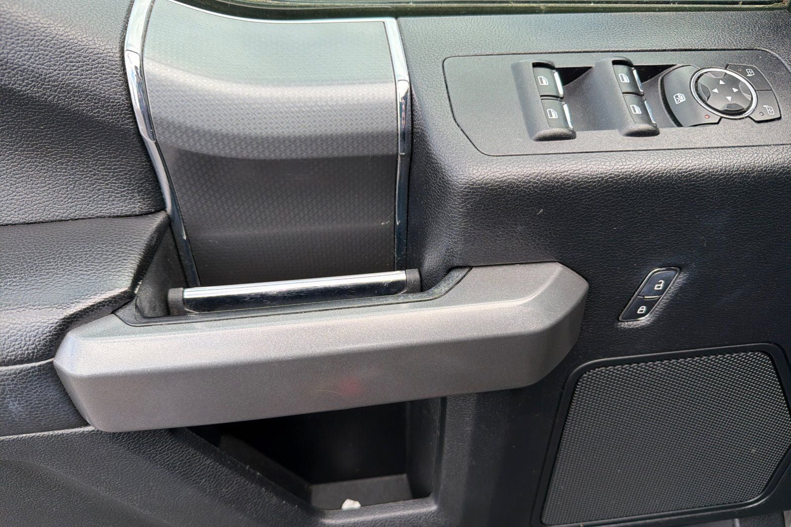 2016 Ford F-150 Base