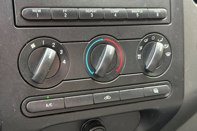 2004 Ford F-150 Base