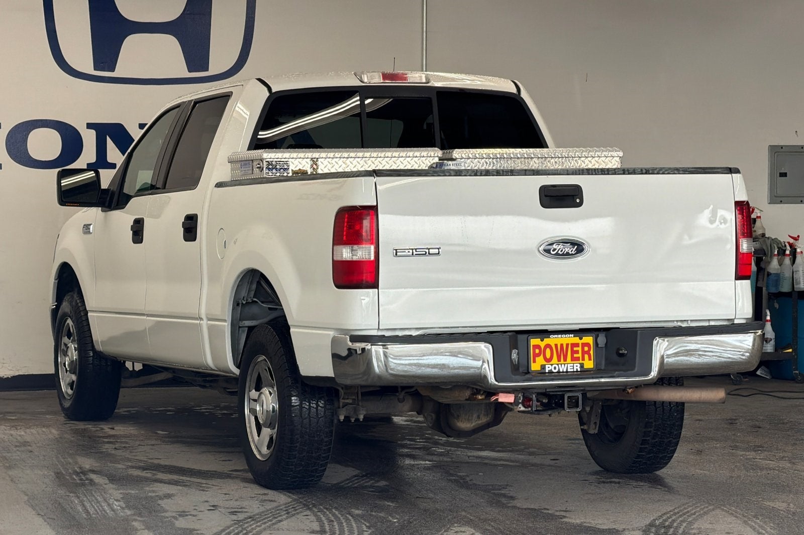 2004 Ford F-150 Base