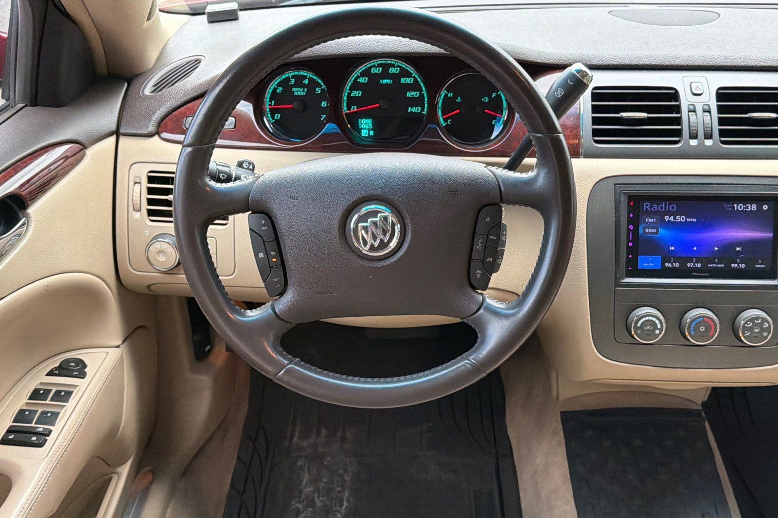 2010 Buick Lucerne CX