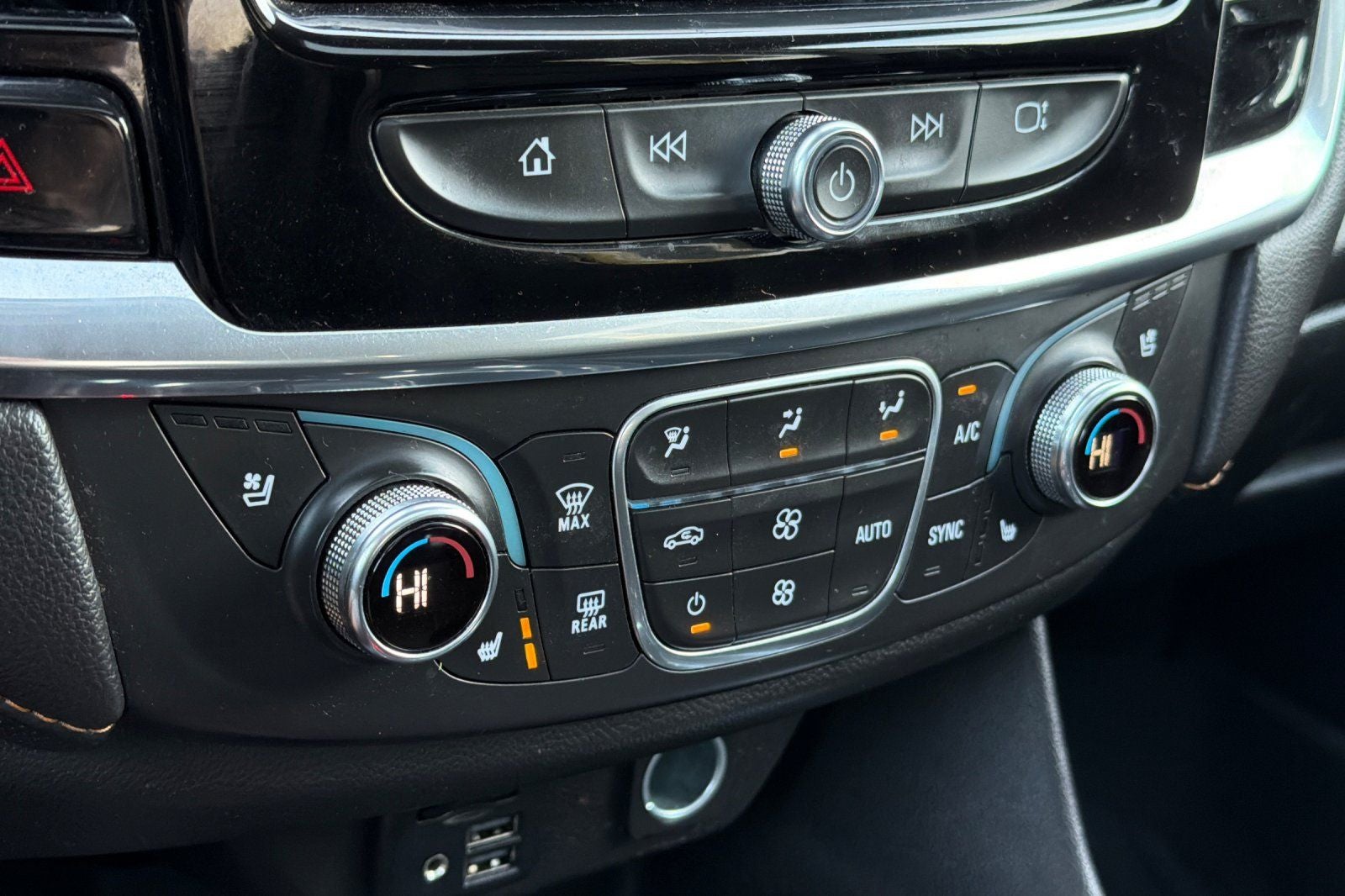 2020 Chevrolet Traverse Premier