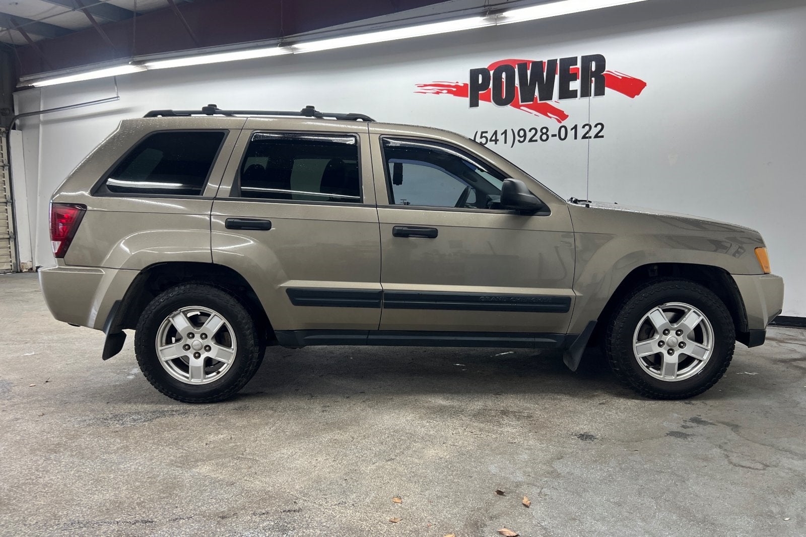 2005 Jeep Grand Cherokee Laredo