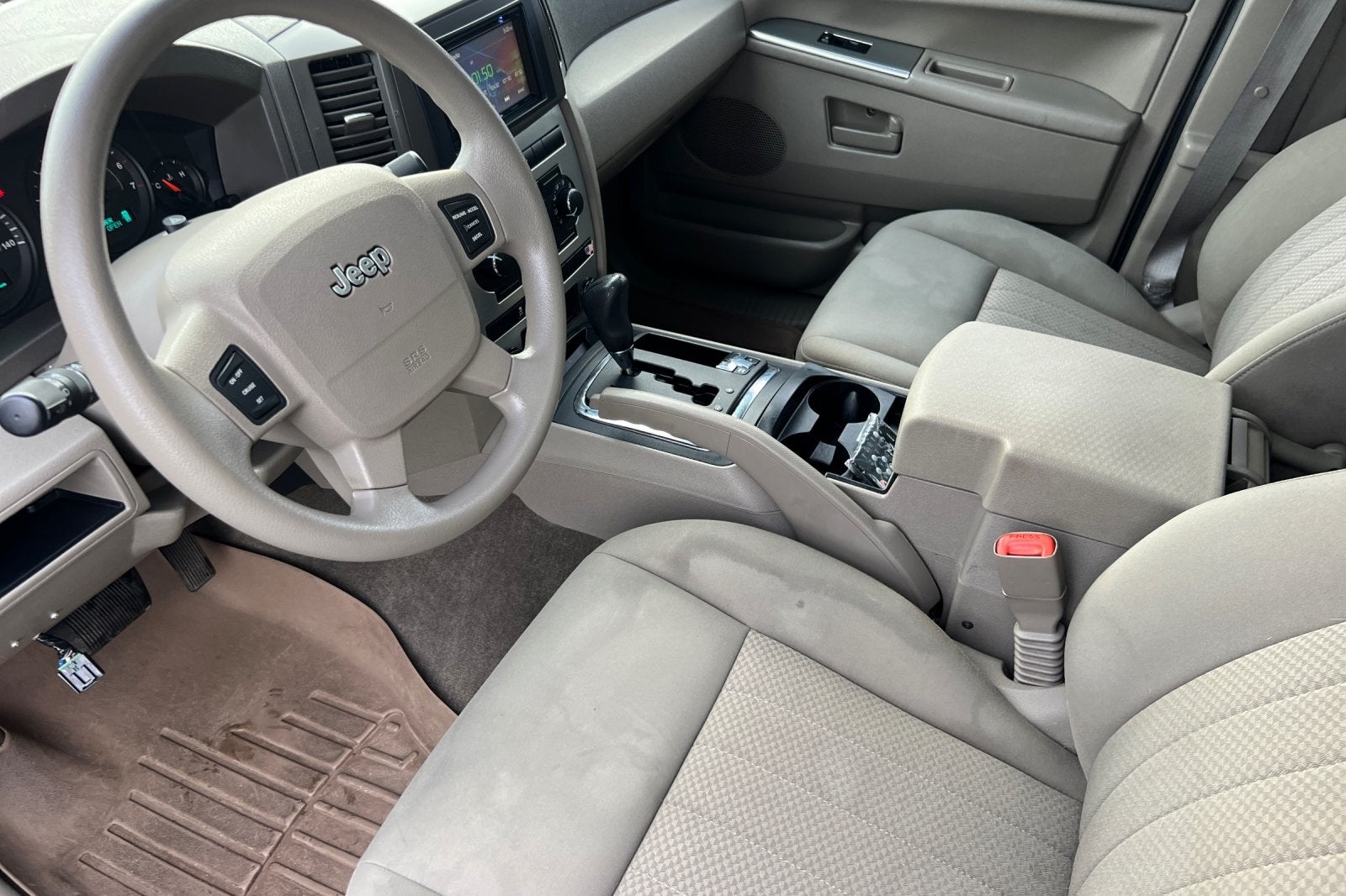 2005 Jeep Grand Cherokee Laredo