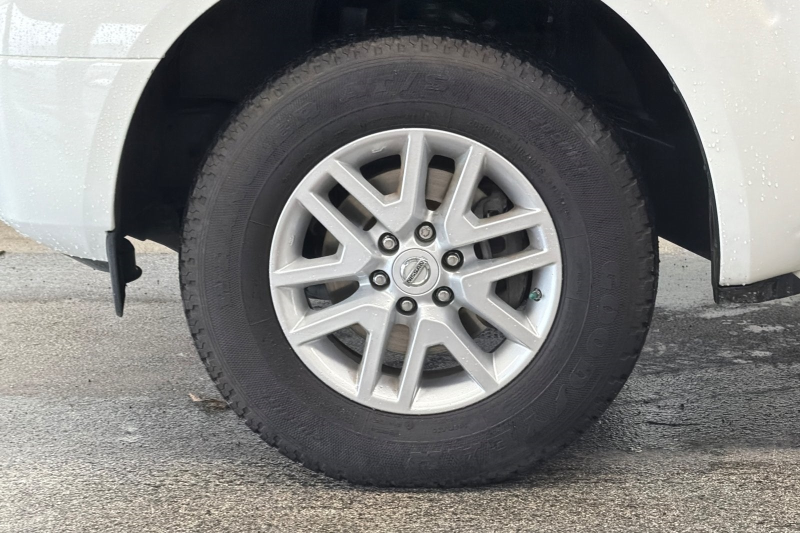 2017 Nissan Frontier SV