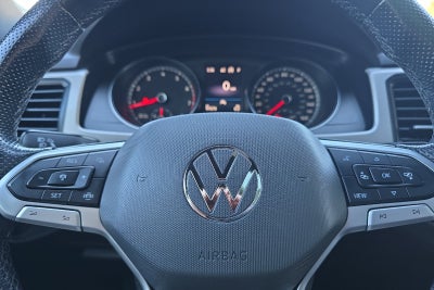 2020 Volkswagen Atlas Cross Sport 3.6L V6 SE w/Technology R-Line 4Motion