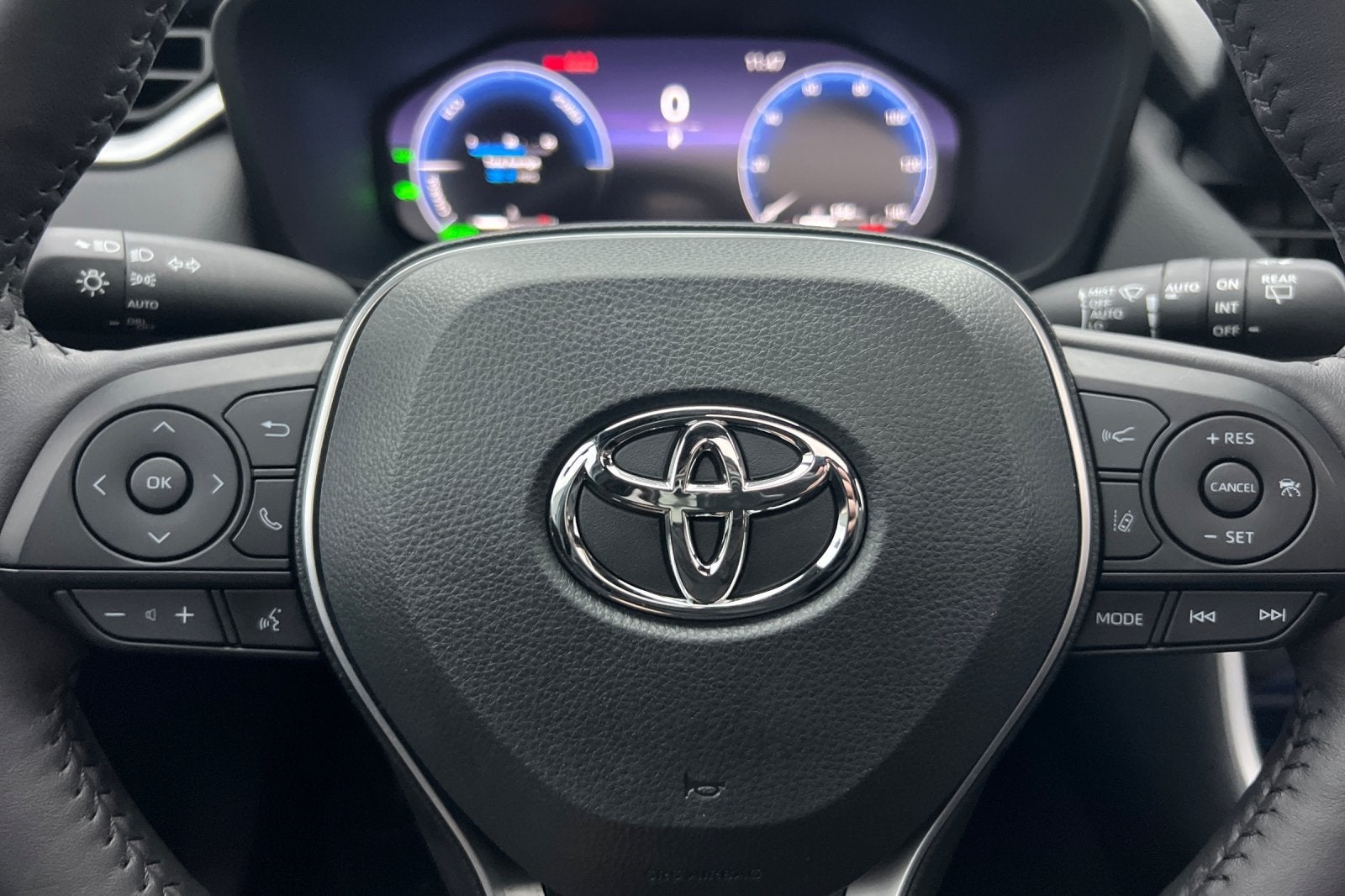 2025 Toyota RAV4 Hybrid XSE