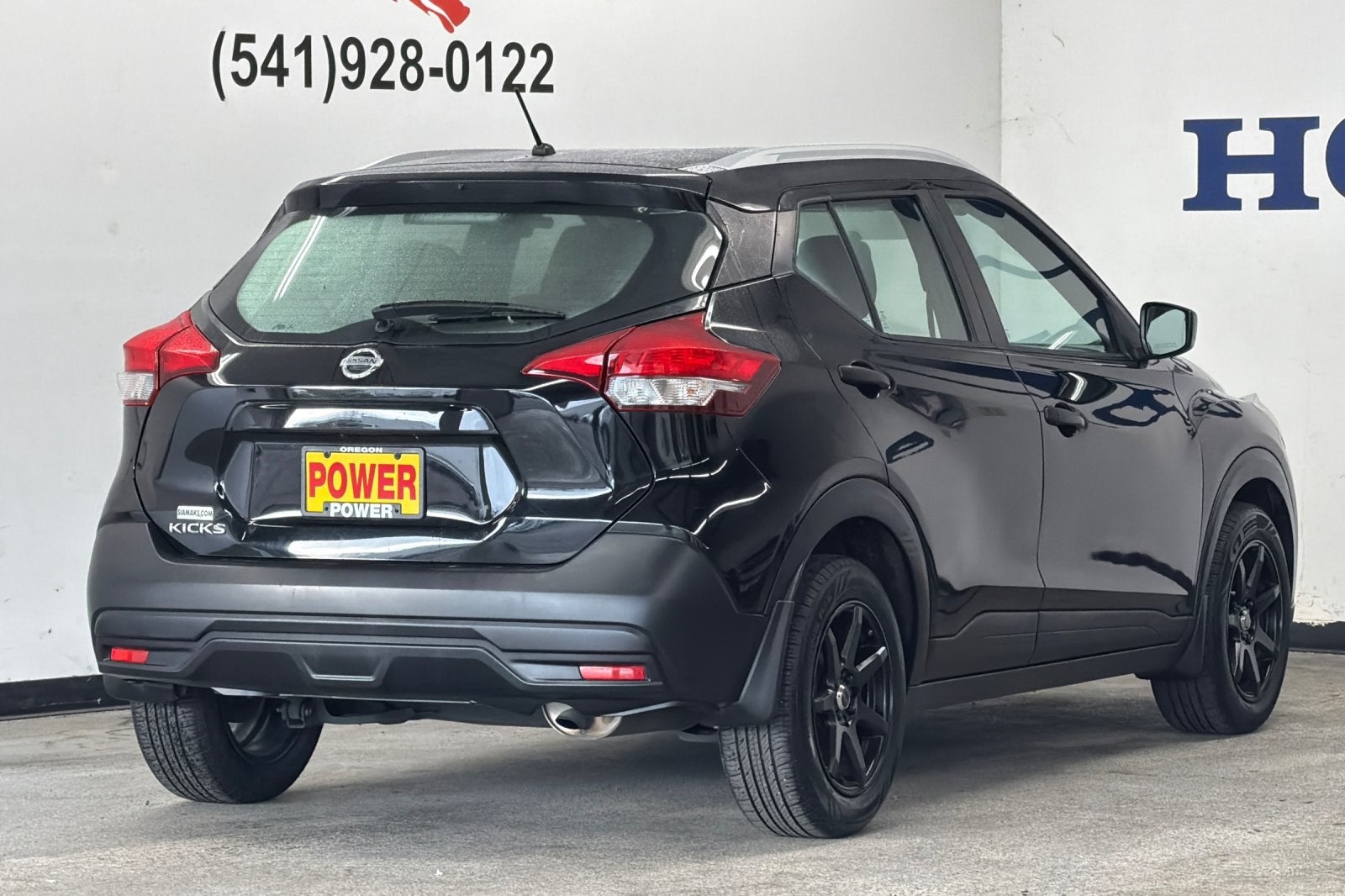 2018 Nissan Kicks S