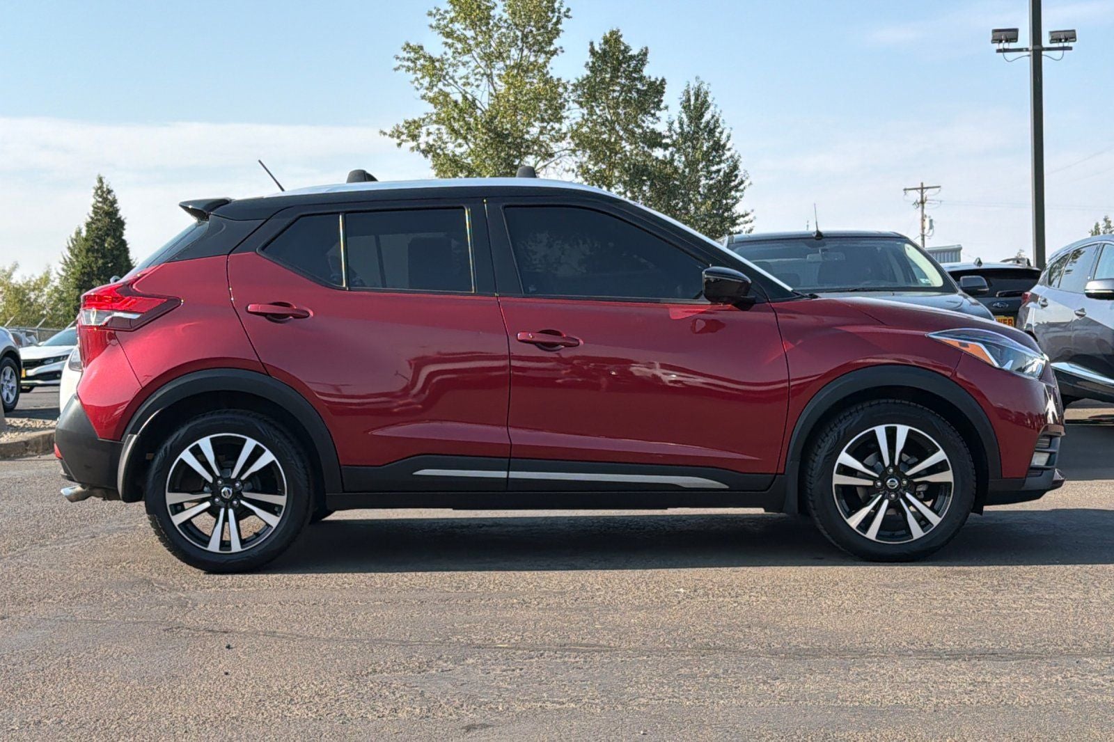 2020 Nissan Kicks SR