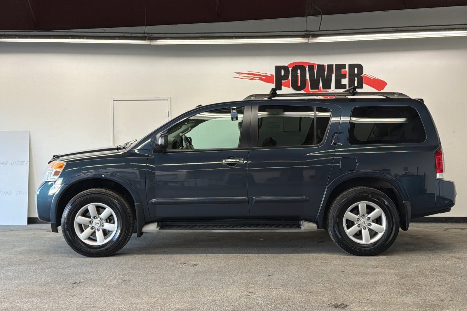 2015 Nissan Armada SV