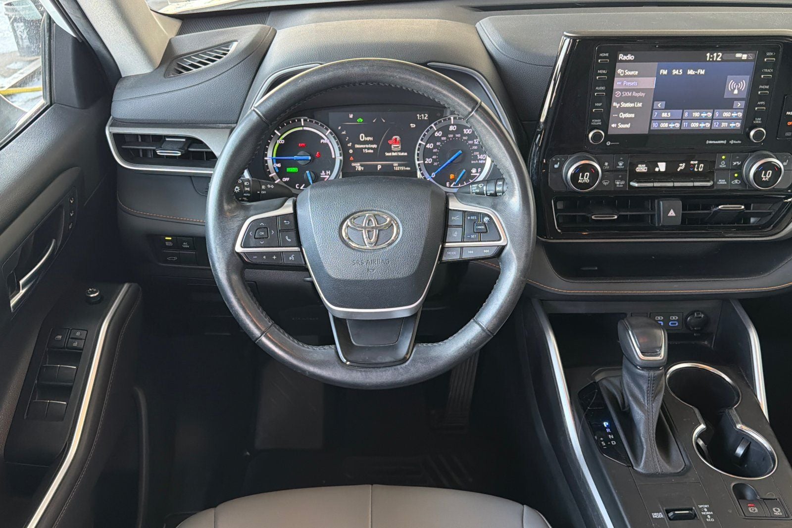 2022 Toyota Highlander Hybrid Bronze Edition