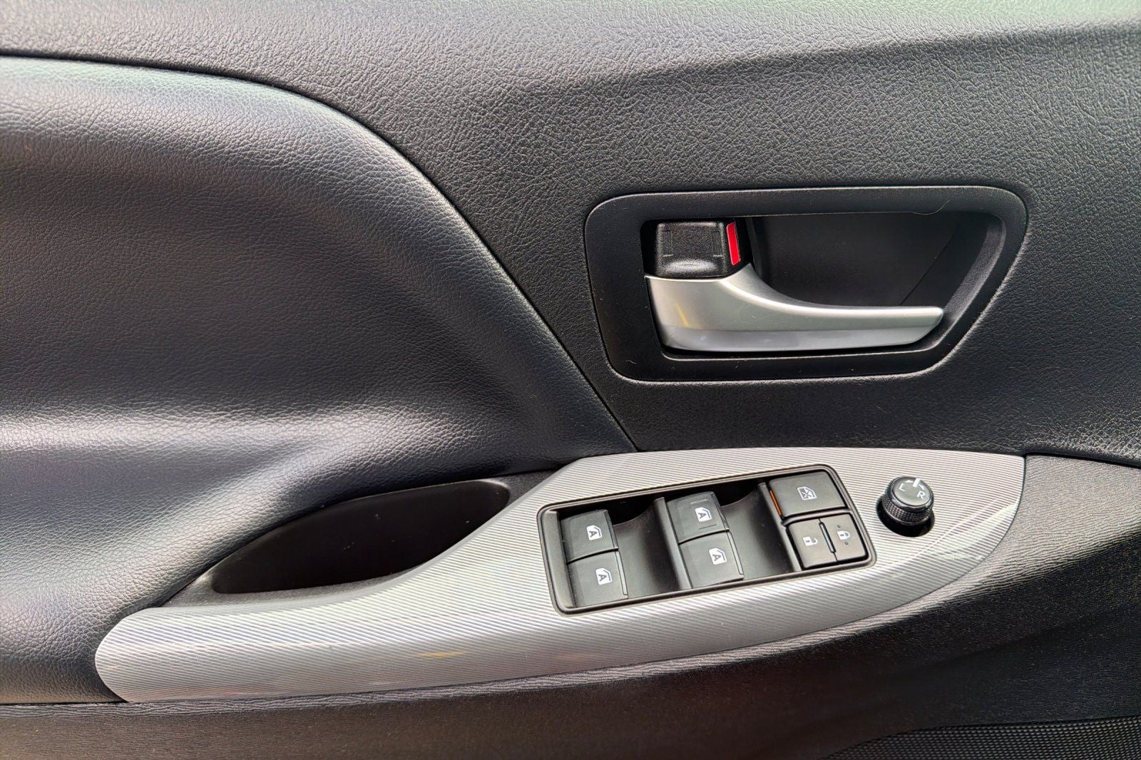 2019 Toyota Sienna SE 8 Passenger