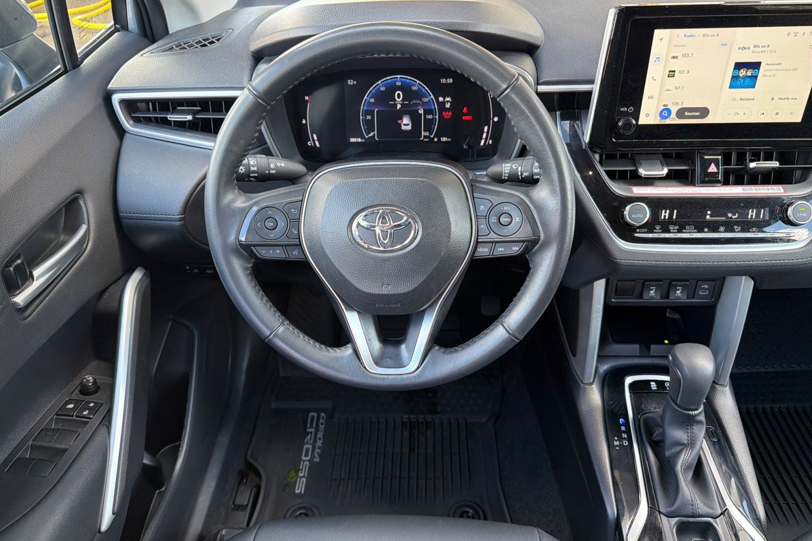 2024 Toyota Corolla Cross XLE