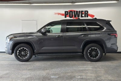 2024 Toyota Sequoia SR5