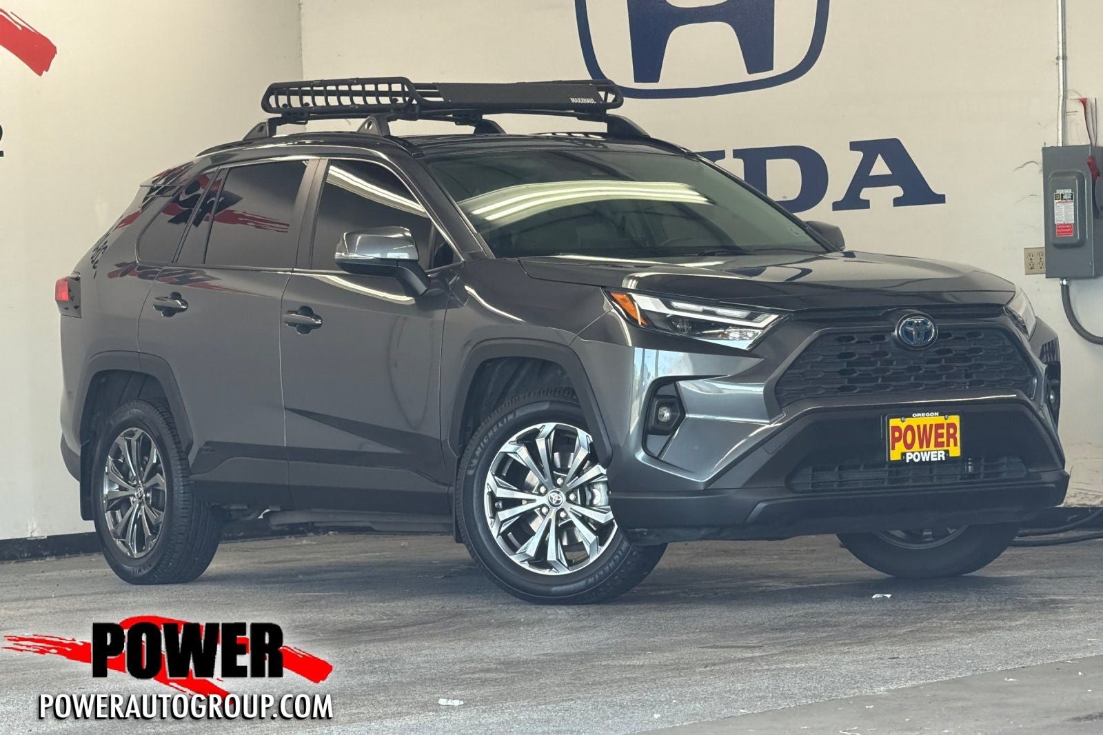 2022 Toyota RAV4 Hybrid XLE Premium
