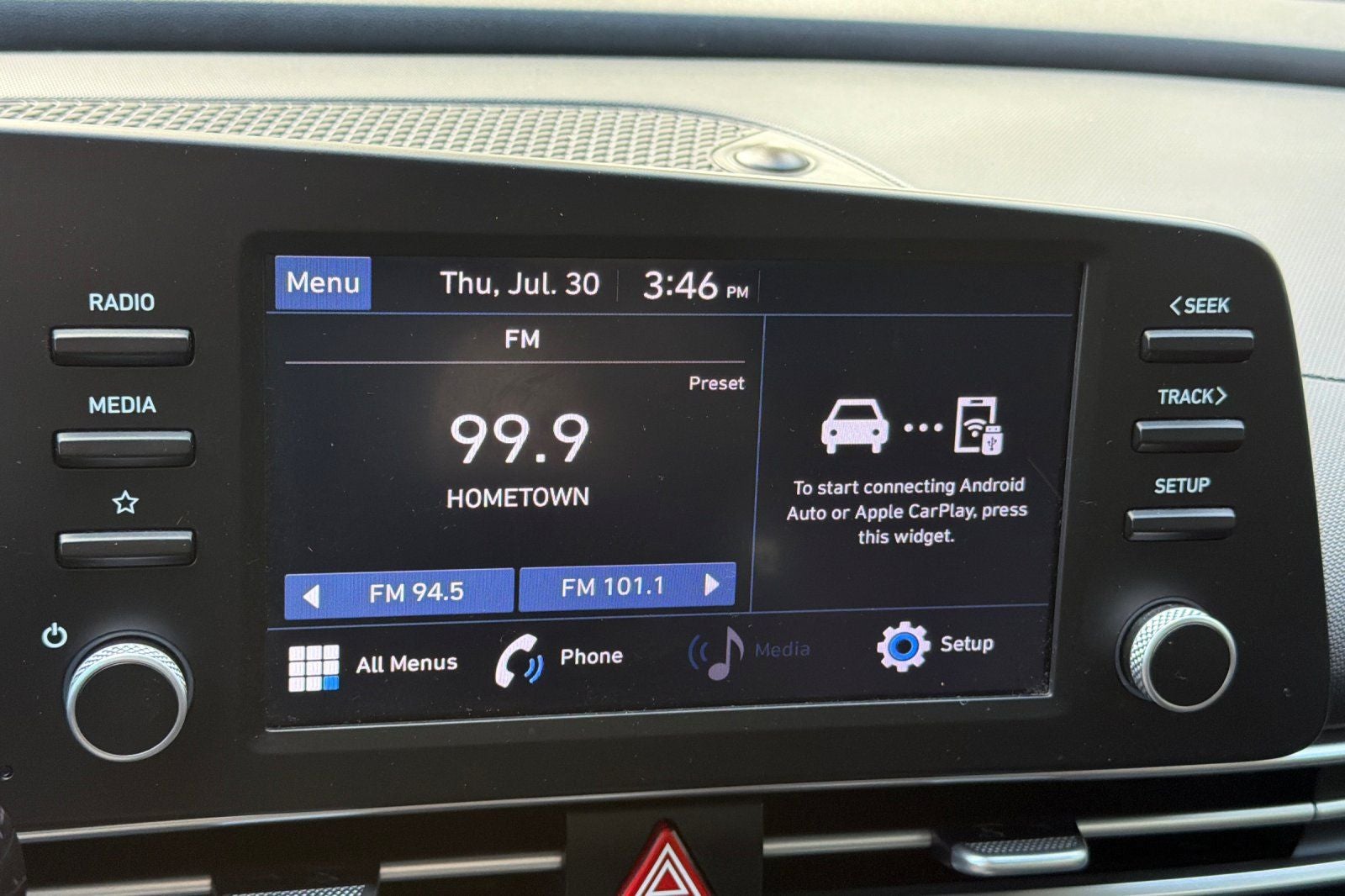 2022 Hyundai Elantra SE