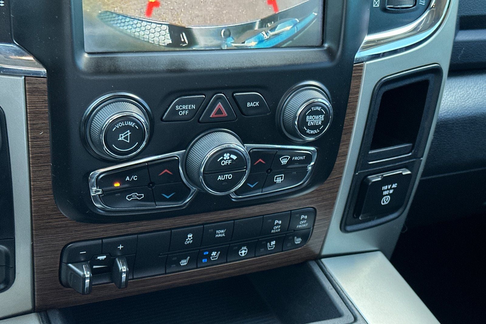 2016 RAM 1500 Laramie